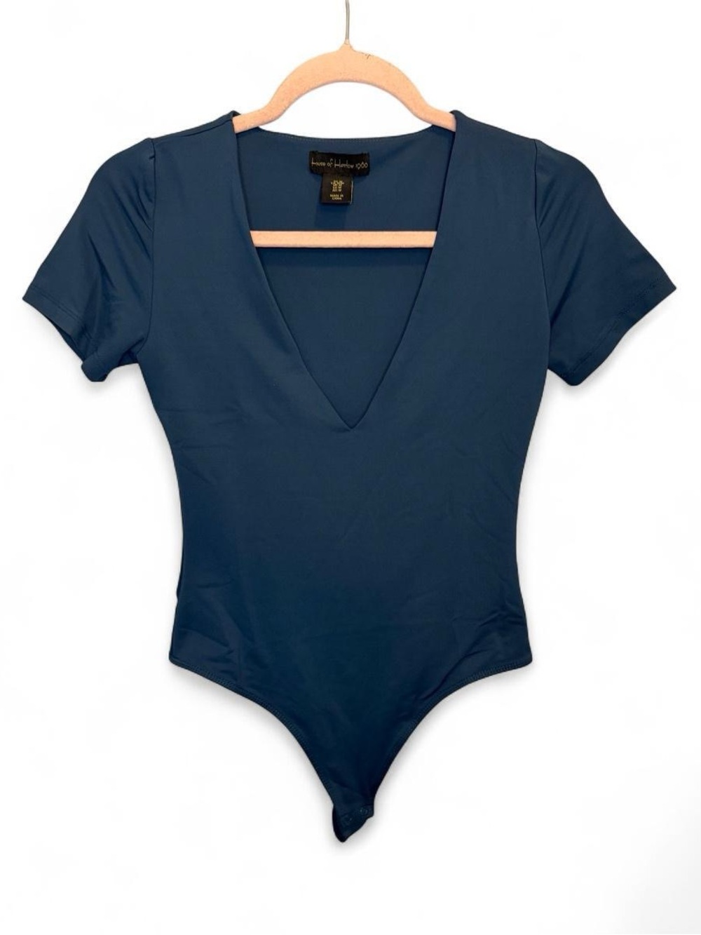 House of Harlow 1960 Plunging Deep V Neck Short Sleeve Bodysuit Medium Navy Blue